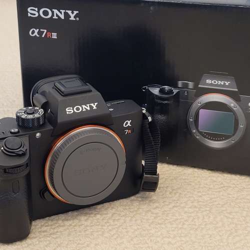 Sony A7R III