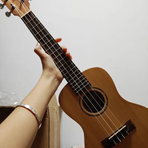 Uma ukulele