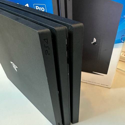 ps4 pro  1100hkd 有盒有配件 宋皇臺站交收