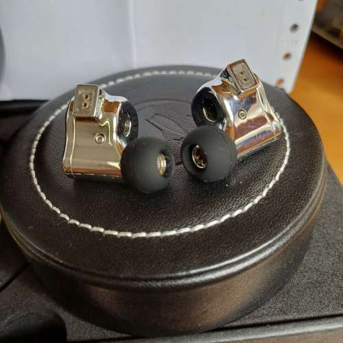 Fir Audio Krypton5   (八成新連Tawa sp請看內文)