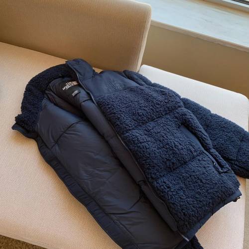 TNF北面羊羔毛羽絨服