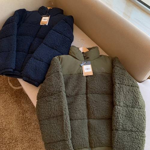 TNF北面羊羔毛羽絨服