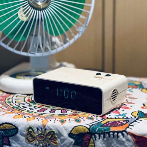 出售 昭和時期 National樂聲牌 電子數字鐘,經典米色,使用100v電壓,100%正常,款式經...