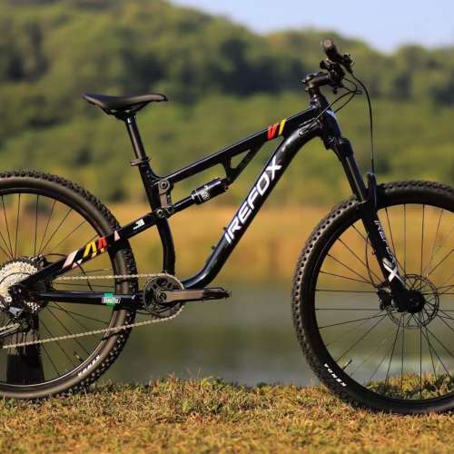 2025 IREFOX 火之狐之沙狐 12速 碟剎桶軸 軟尾鋁合金山地車 送水架前後蛙燈叮叮