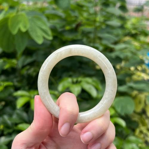 翡翠A玉手鐲 冰糖雪梨色圓條54圈（附証書）