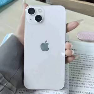 Apple iPhone 13 512G  白色 5G 功能全部正常運作，電池效能86 %，電池良好，已貼貴...