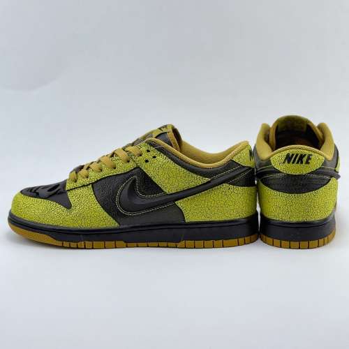 Nike SB Dunk Low "Halloween"