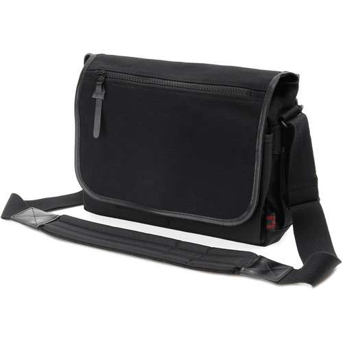 Artisan & Artist Oskar's One Day Bag (Black) ACAM 7100 BLK