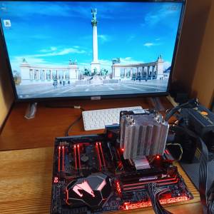 技嘉Z370 AORUS Gaming 7 底板連背板