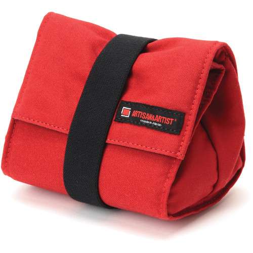 Artisan & Artist ACAM-75 Camera Pouch (Red) / (ACAM-75-RED)