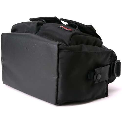 Artisan & Artist Small City Camera Bag (Black) / (GDR-211N-BLK)