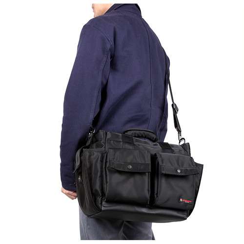 Artisan & Artist Medium City Camera Bag (Gray/Black) / (GDR-212N-GRY)