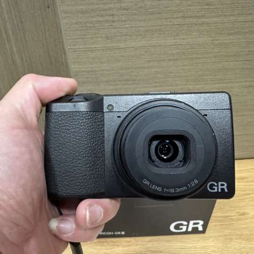 Ricoh GR 3 行貨 兩粒原裝電另跟一個副廠叉電機