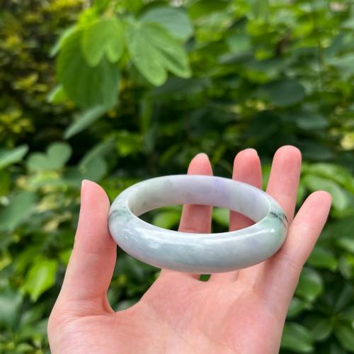 翡翠 |天然緬甸翡翠A貨 春彩手鐲56圈 証書）