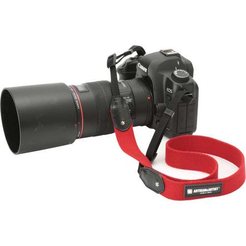 Artisan & Artist ACAM-110 Slim Tape Camera Strap (Red) / (ACAM-110A-RED)