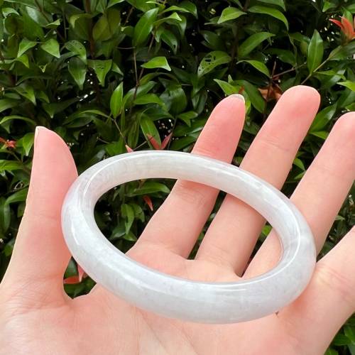 翡翠 | 天然緬甸翡翠A貨 冰粉手鐲 56.5圈（附證書）