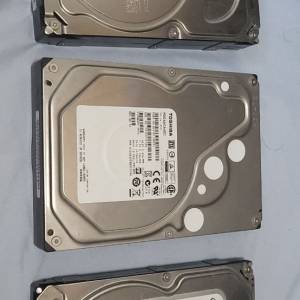 放4tb*2 1tb*1 HDD