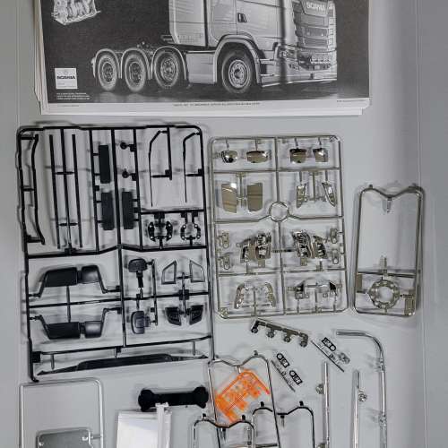 Tamiya 8x4 (缺屋仔)