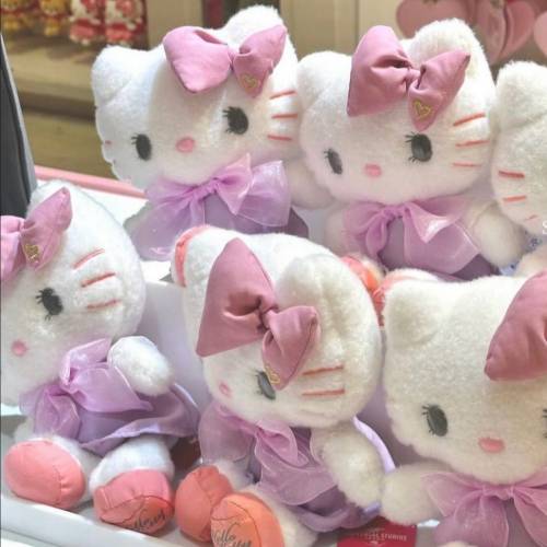 日本環球影城Hello Kitty Sanrio usj公仔
