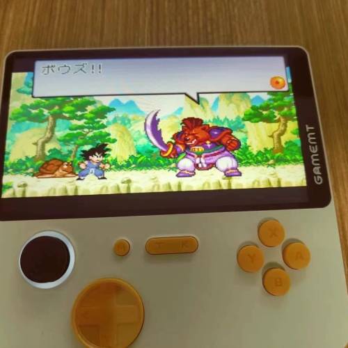 復古大屏幕便攜式掌上遊戲機🎮 128G 配兩手制 約39000款遊戲