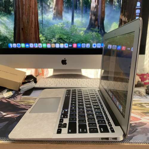 Apple MacBook Air 11 [2014] (Core i5 / MacOS Sequoia / 永久Office / SSD)