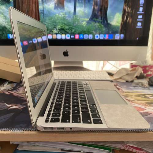 Apple MacBook Air 11 [2014] (Core i5 / MacOS Sequoia / 永久Office / SSD)