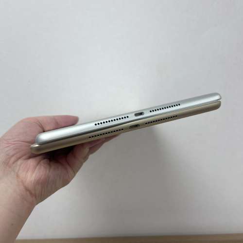 (iPad系列荃灣實體店，高質抵用iPad機/A9 CPU/9.7吋螢幕/高質靚機/八百萬像素鏡頭/...