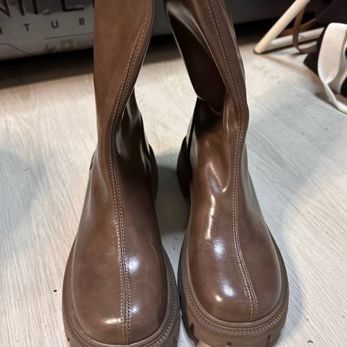 啡色長靴