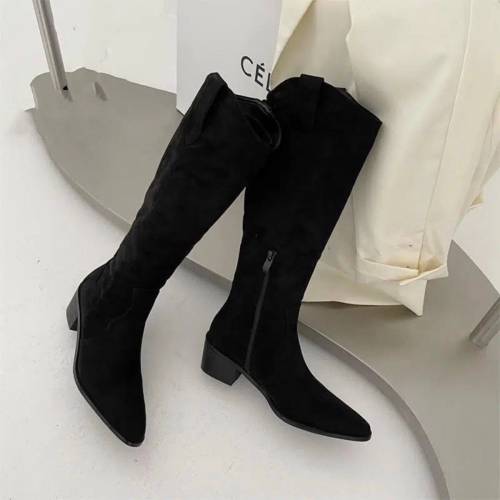 全新麂皮切口顯瘦靴