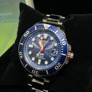 99% New Seiko Prospex Padi Diver Scuba Limited Edition SNE435P1