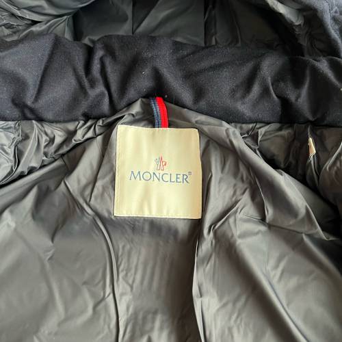 Moncler 羽絨