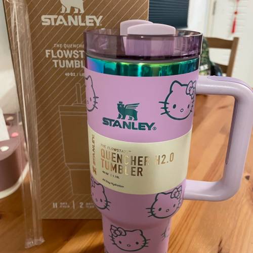 stanley Hello kitty 水杯