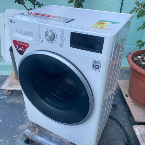 LG 樂金 前置式二合一洗衣乾衣機 (7kg/4kg, 1200轉/分鐘) WF-C1207C3W