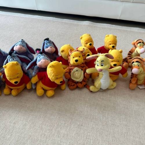 大量小熊維尼公仔
