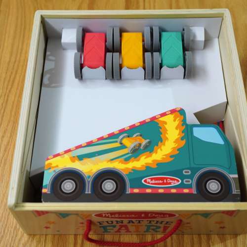 Melissa & Doug Fun at the Fair! Stunt Cars