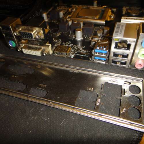 Intel® Core™ i3-8100 3.6GHz 連 H310CM-HDV 主版 Kingston 8GB Ram Socket 1151