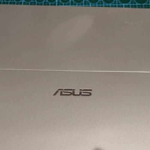 Asus T304UA