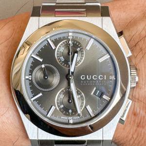 九成新 GUCCI PAHTHEON 萬神殿 115.2 自動 計時 日曆顯示 瑞士製 自動機械腕錶 市場...