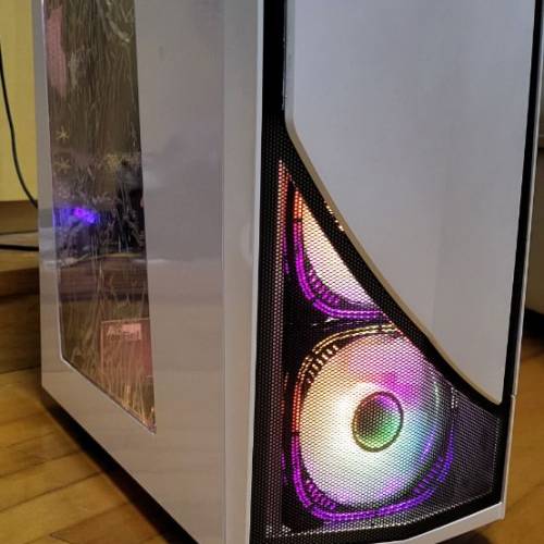 大容量主機R5 5600 32GB RX5700XT 1+8TB 即買即用
