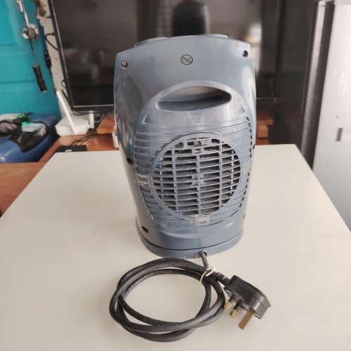 名牌軽井沢陶瓷暖風機，暖爐 100%work 香港大學站