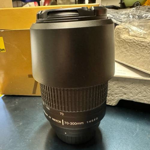 NIKON AF ZOOM-NIKKOR 70-300mm f/4-5.6g