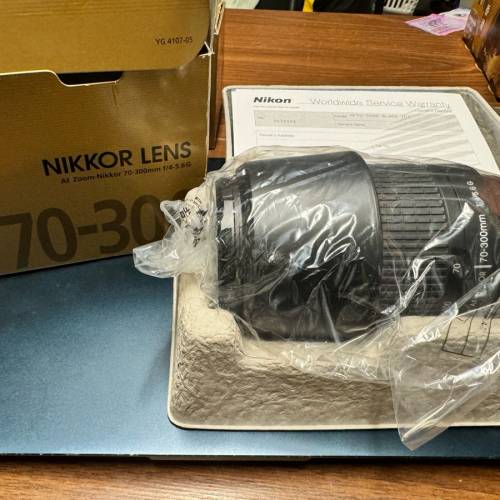 NIKON AF ZOOM-NIKKOR 70-300mm f/4-5.6g