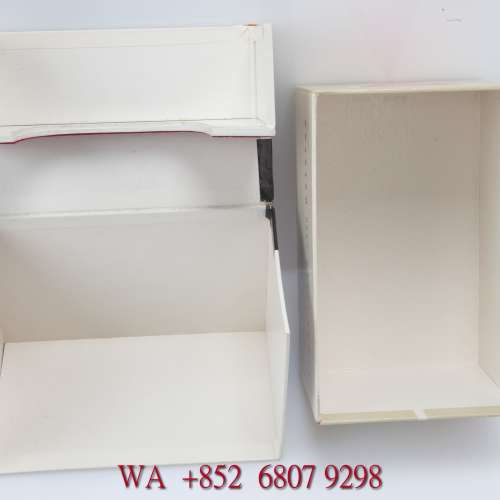 Box for Leica M2, M2盒 （紅燈芯絨內膽）