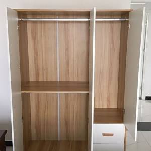 Solid wood wardrobe實木衣櫃