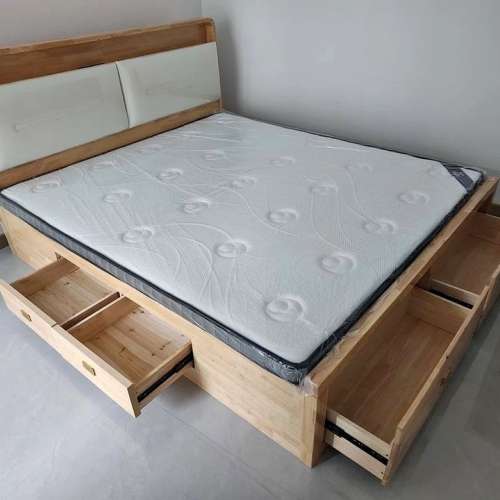 All solid wood drawer storage bed with light pressure structure
