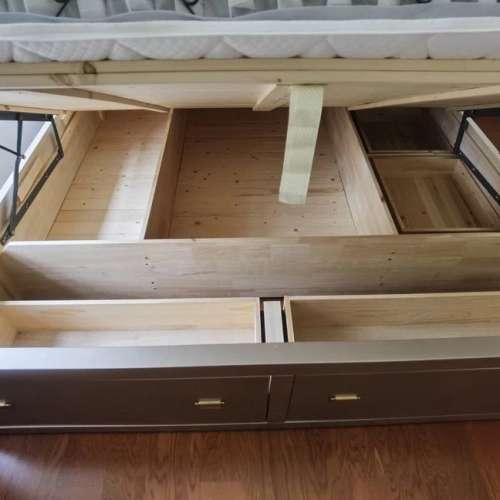 All solid wood drawer storage bed with light pressure structure