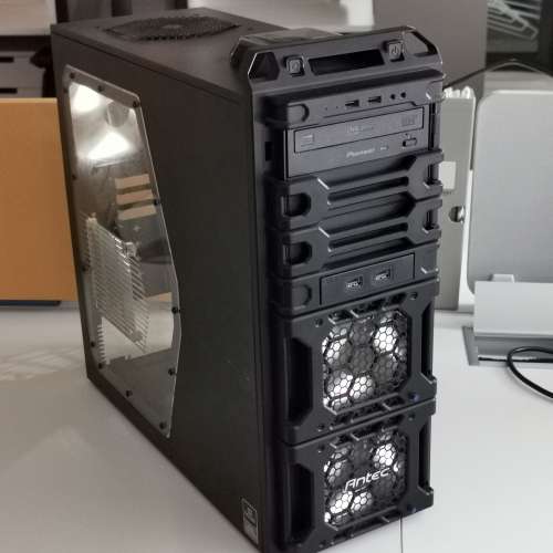 Antec Dark Fleet DF-30 Mid Tower Case PC Case 機箱