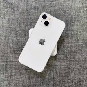 Apple iPhone 13 512G  5G 功能全部正常運作，電池效能95 %，電池良好，已貼貴價玻...
