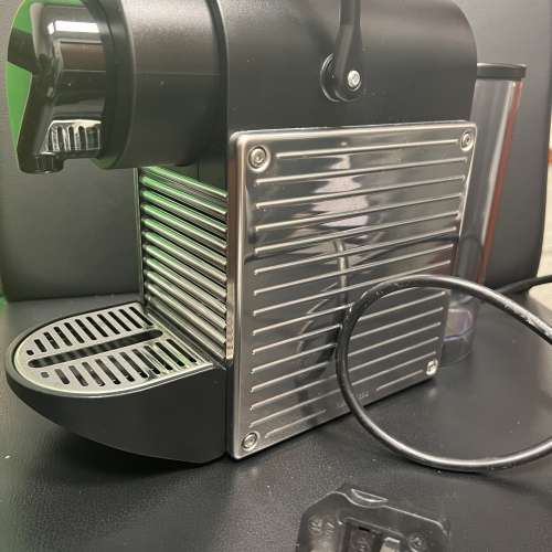 nespresso 膠囊咖啡機  90% new 功能正常