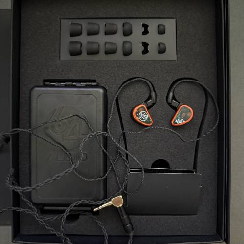 64 Audio tia Fourte 入耳式耳機